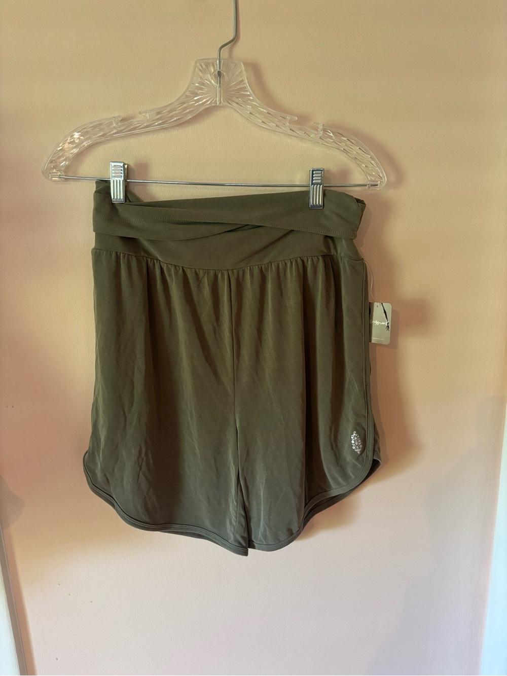 Free People Movement NWT Rebound High-Rise Slouch Shorts Olive Green XS